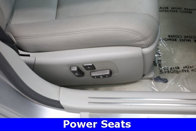 Lexus LS 460 Thumbnail Image 71