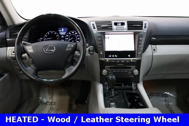 Lexus LS 460 Thumbnail Image 76