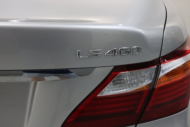 Lexus LS 460 Thumbnail Image 95