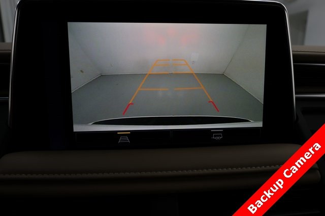 Chevrolet Suburban Thumbnail Image 66
