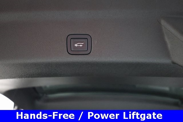 Chevrolet Suburban Thumbnail Image 96