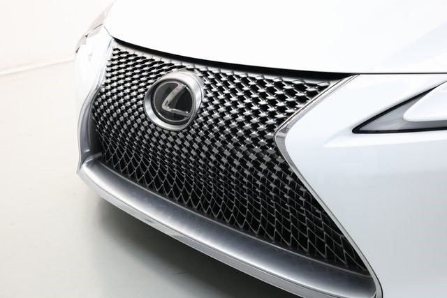 Lexus LC Thumbnail Image 100