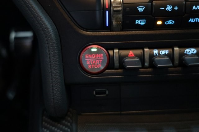 Ford Mustang Thumbnail Image 94