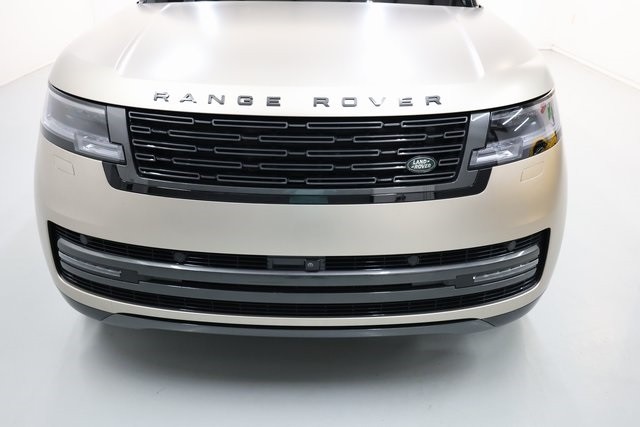 Land Rover Range Rover Vehicle Image 11