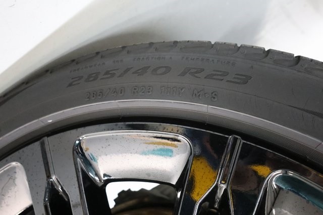 Land Rover Range Rover Vehicle Image 36