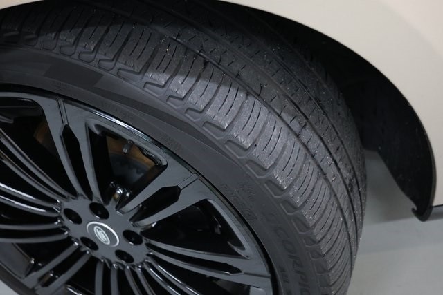 Land Rover Range Rover Vehicle Image 37