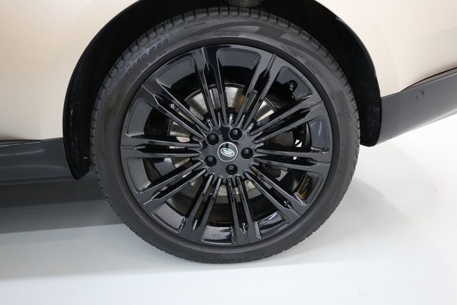 Land Rover Range Rover Vehicle Image 40