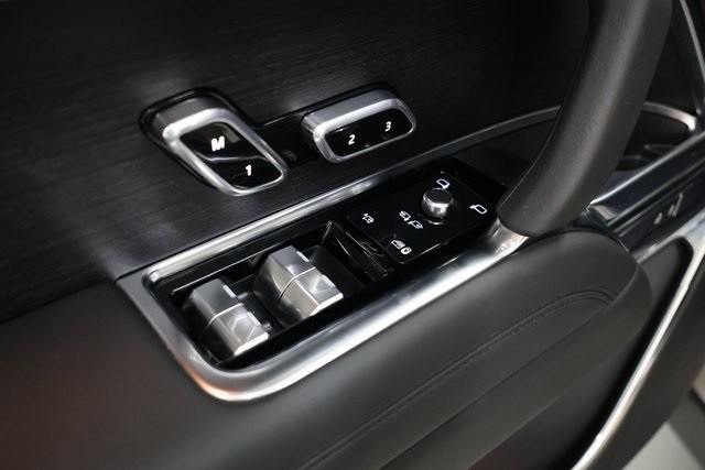 Land Rover Range Rover Vehicle Image 42