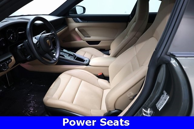 Porsche 911 Thumbnail Image 73