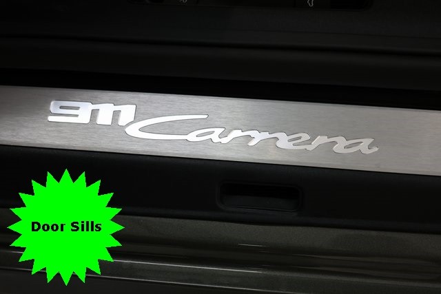 Porsche 911 Thumbnail Image 76