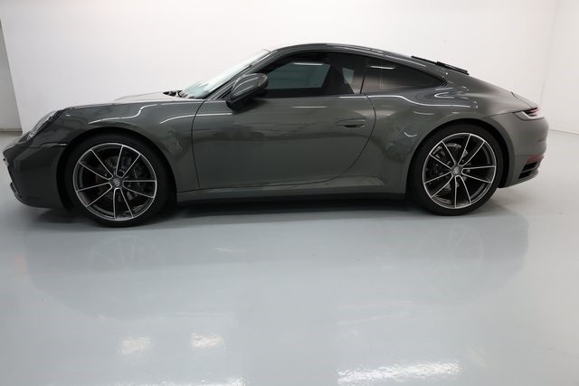 Porsche 911 Thumbnail Image 97