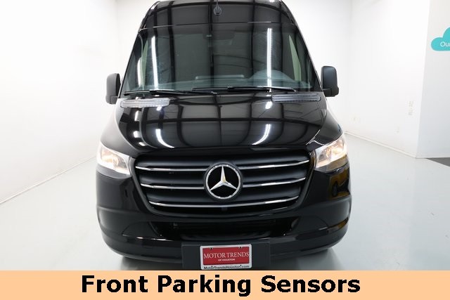 Mercedes-Benz Sprinter Van Thumbnail Image 82
