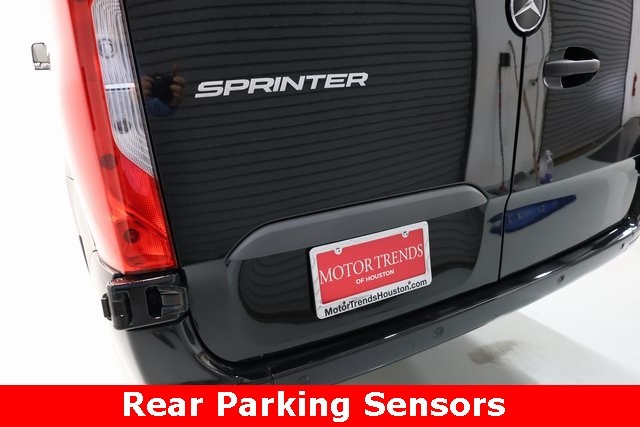 Mercedes-Benz Sprinter Van Thumbnail Image 83