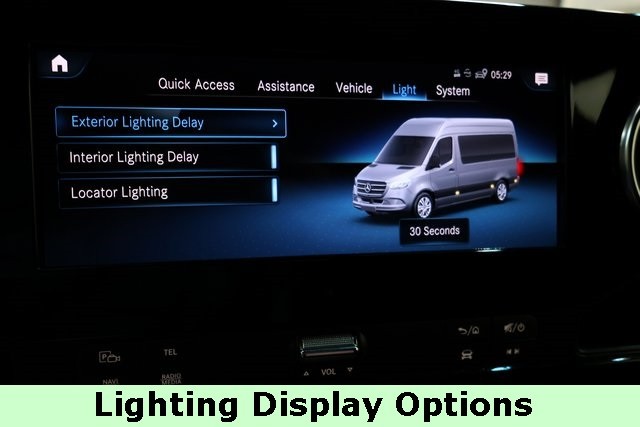 Mercedes-Benz Sprinter Van Thumbnail Image 84
