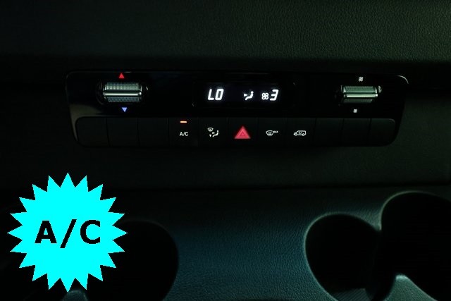 Mercedes-Benz Sprinter Van Thumbnail Image 86