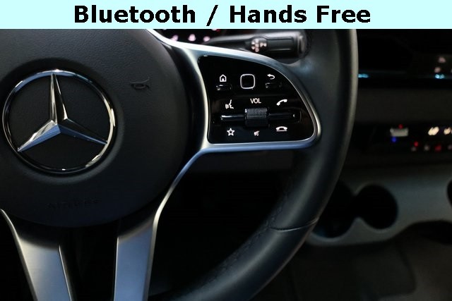 Mercedes-Benz Sprinter Van Thumbnail Image 89