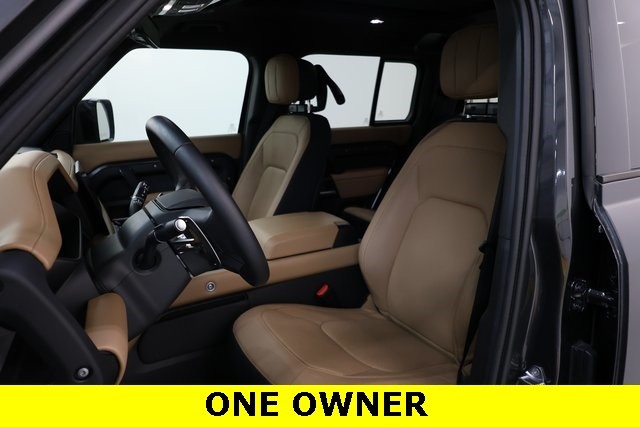 Land Rover Defender 110 Thumbnail Image 59
