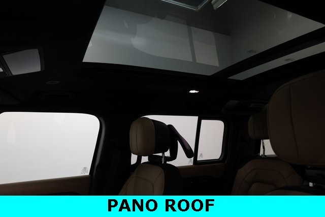 Land Rover Defender 110 Thumbnail Image 71