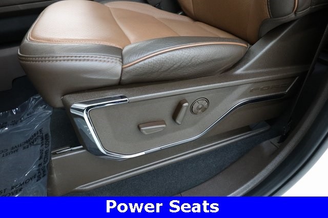 Ford Super Duty F-250 SRW Thumbnail Image 84