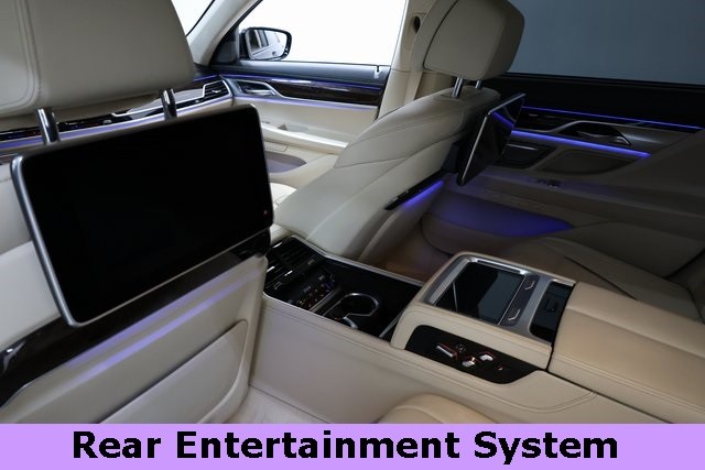 BMW 7 Series Thumbnail Image 61
