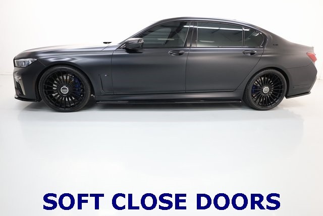 BMW 7 Series Thumbnail Image 82