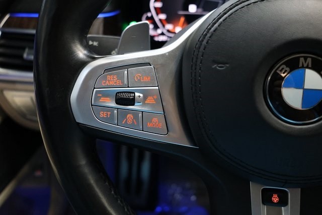 BMW 7 Series Thumbnail Image 99