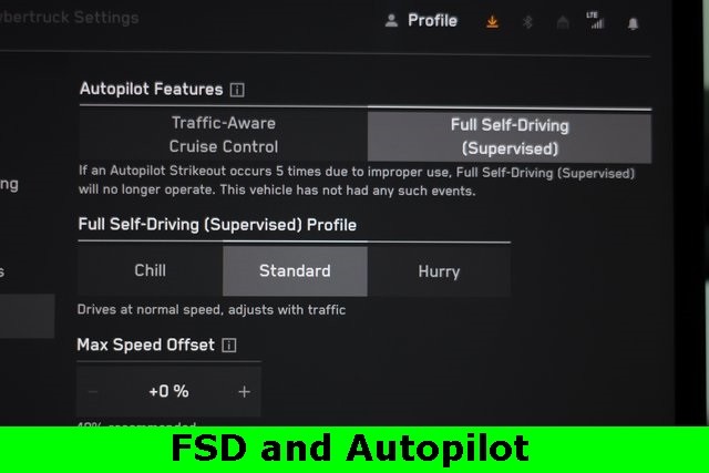 Tesla Cybertruck Thumbnail Image 75