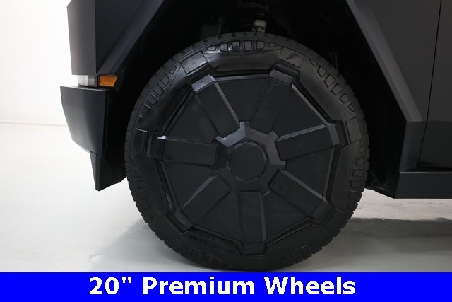 Tesla Cybertruck Thumbnail Image 89