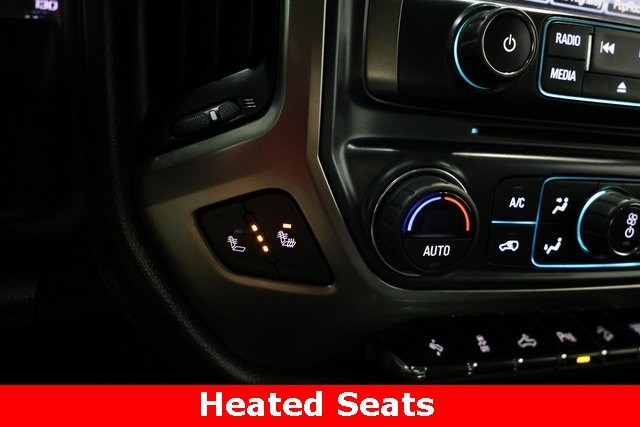 Chevrolet Silverado 3500HD Thumbnail Image 74