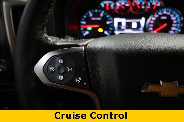Chevrolet Silverado 3500HD Thumbnail Image 80