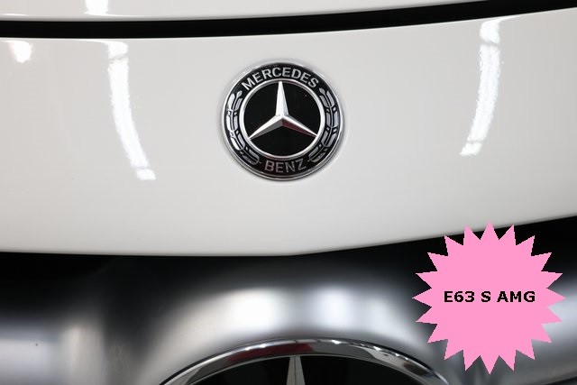Mercedes-Benz E-Class Thumbnail Image 53