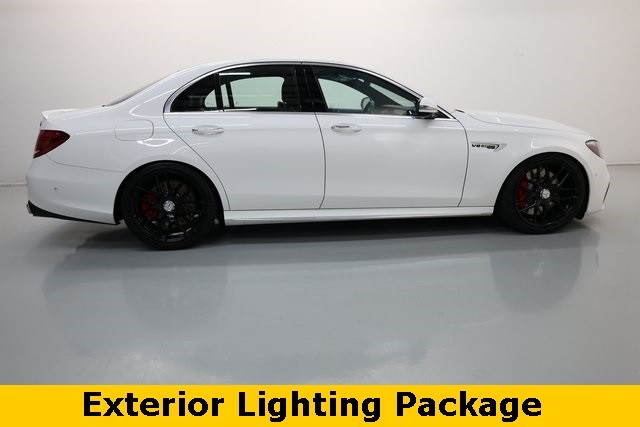 Mercedes-Benz E-Class Thumbnail Image 64