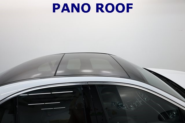 Mercedes-Benz E-Class Thumbnail Image 73