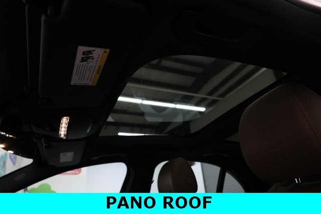 Mercedes-Benz E-Class Thumbnail Image 74