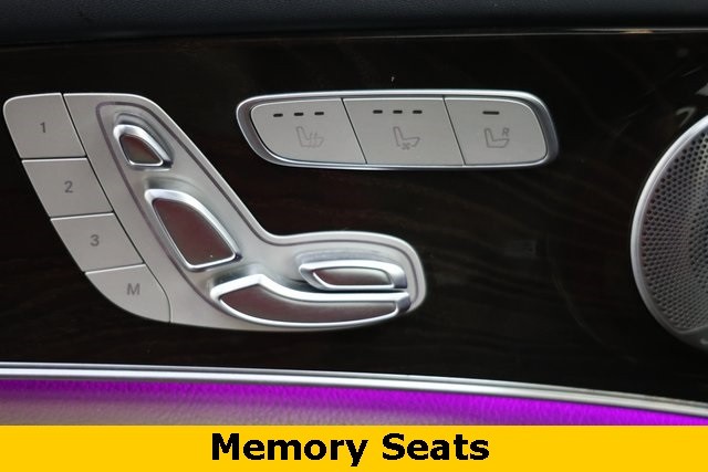 Mercedes-Benz E-Class Thumbnail Image 90