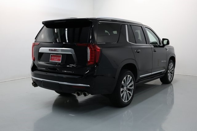 GMC Yukon Thumbnail Image 77