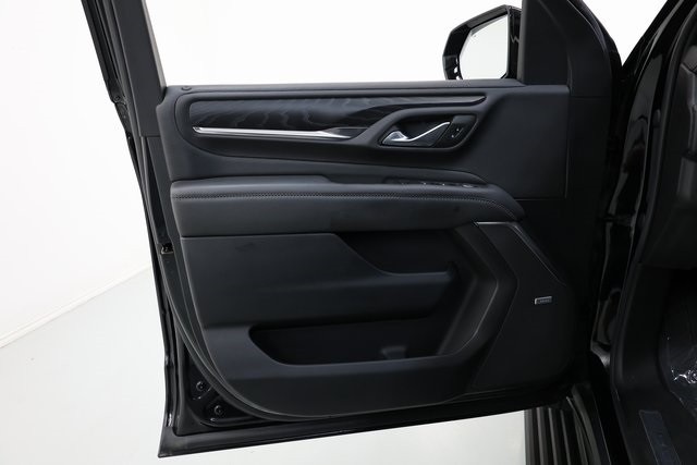 GMC Yukon Thumbnail Image 85
