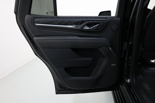 GMC Yukon Thumbnail Image 99