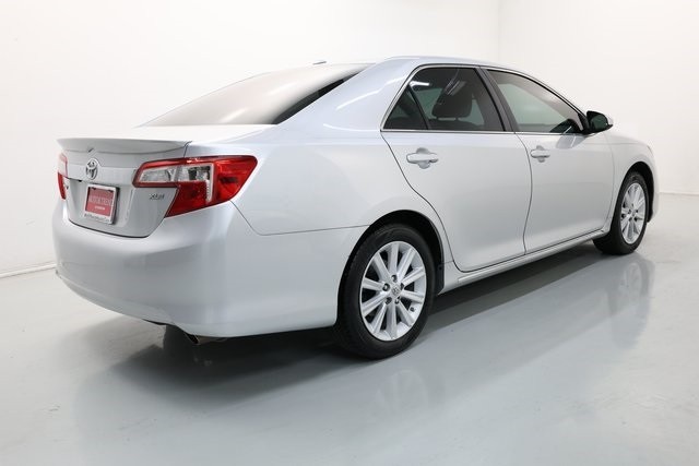 Toyota Camry Thumbnail Image 77