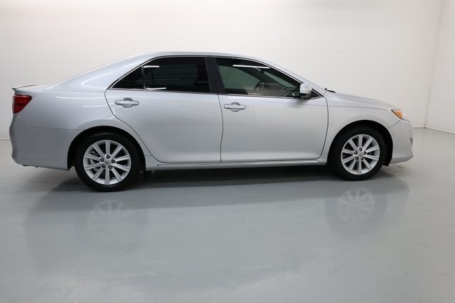 Toyota Camry Thumbnail Image 78