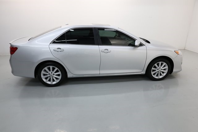 Toyota Camry Thumbnail Image 79