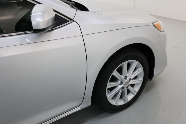 Toyota Camry Thumbnail Image 80