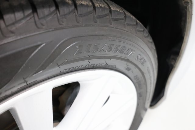 Toyota Camry Thumbnail Image 83