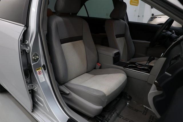 Toyota Camry Thumbnail Image 98