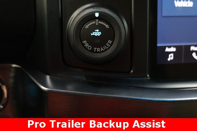 Ford Super Duty F-350 DRW Thumbnail Image 69