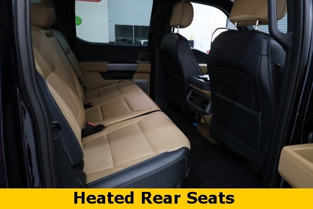 Ford Super Duty F-350 DRW Thumbnail Image 84