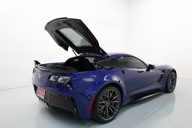 Chevrolet Corvette Thumbnail Image 88