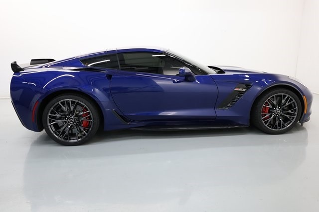 Chevrolet Corvette Thumbnail Image 93