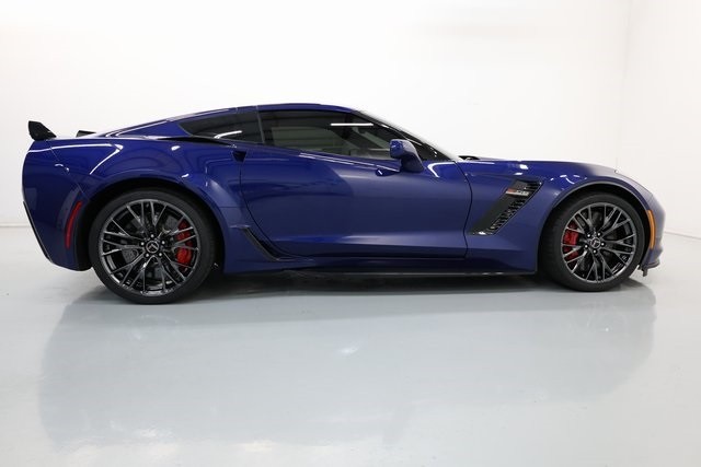 Chevrolet Corvette Thumbnail Image 94