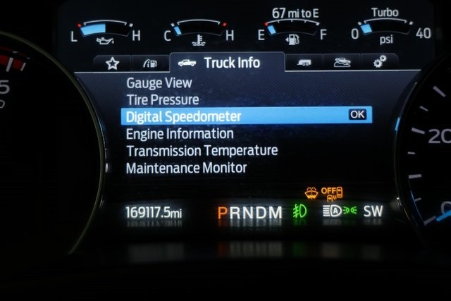 Ford Super Duty F-250 SRW Thumbnail Image 96